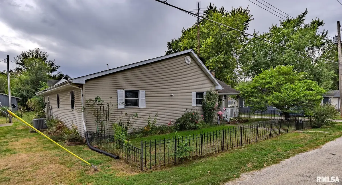 115 W North Street, Girard, IL 62640 - #1