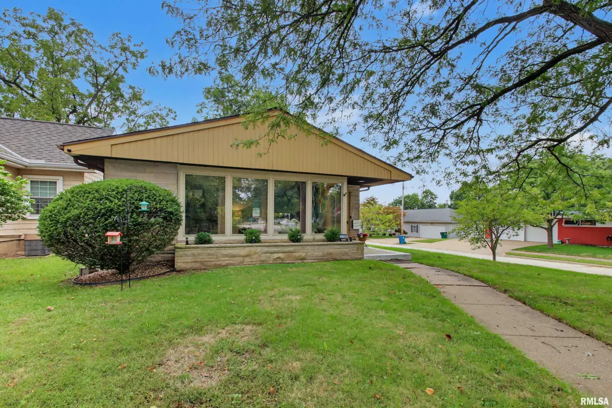 1300 S 22nd Street, Quincy, IL 62301 - #1