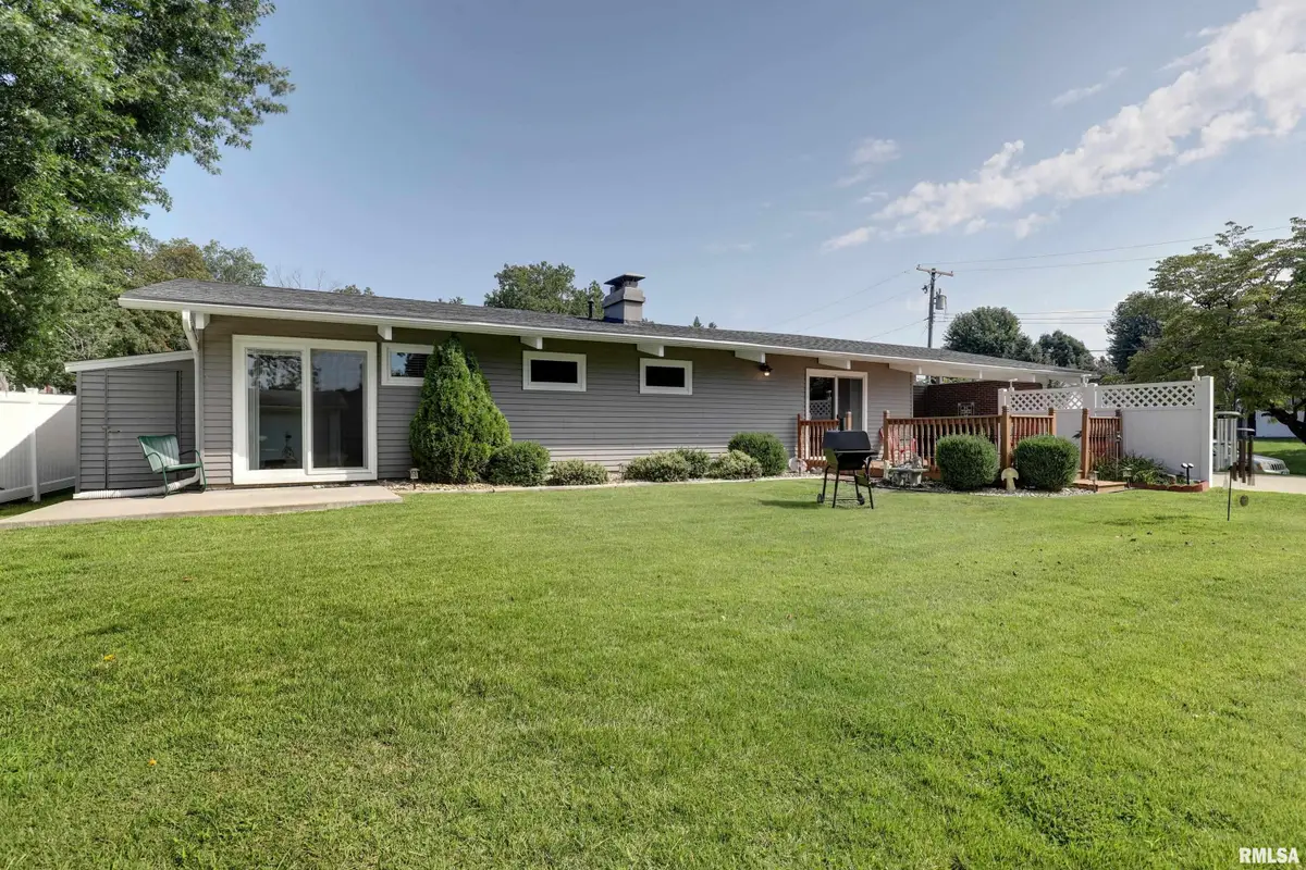 728 Ridgewood Drive, Quincy, IL 62301 - #1