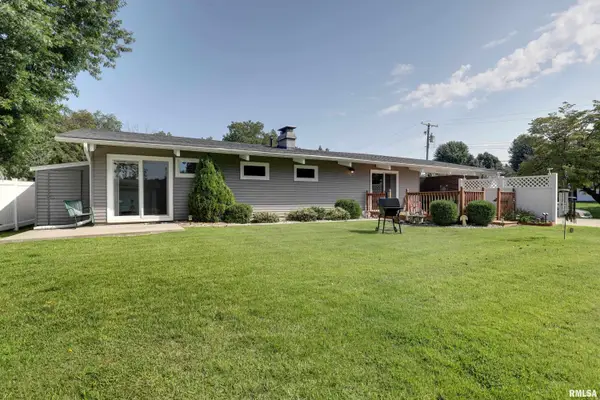 728 Ridgewood Drive, Quincy, IL 62301