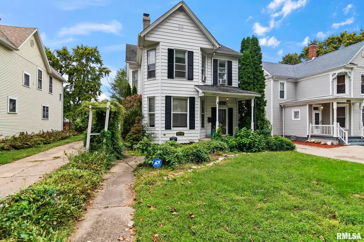 1227 N 3rd Street, Springfield, IL 62702 - #1