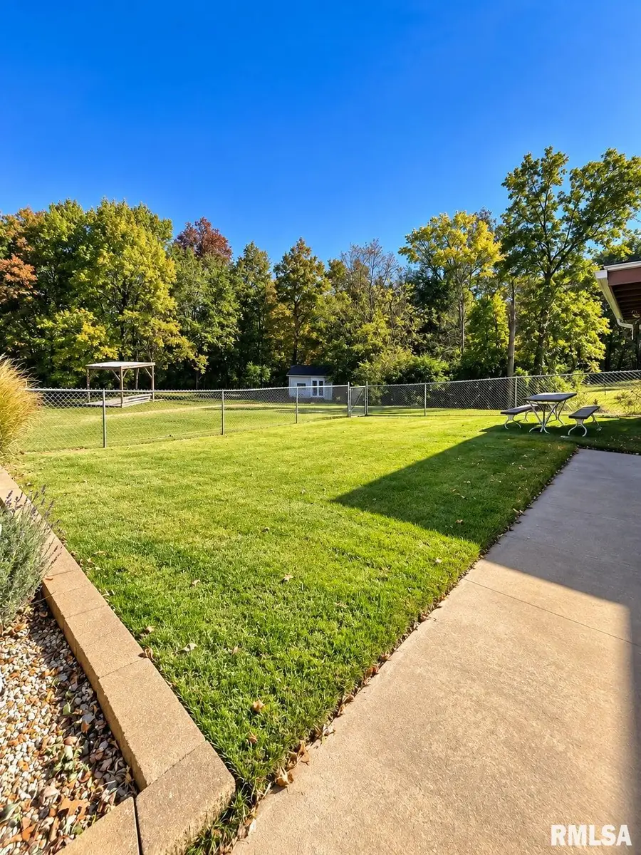 728 E Tolton Drive, Quincy, IL 62305 - #2