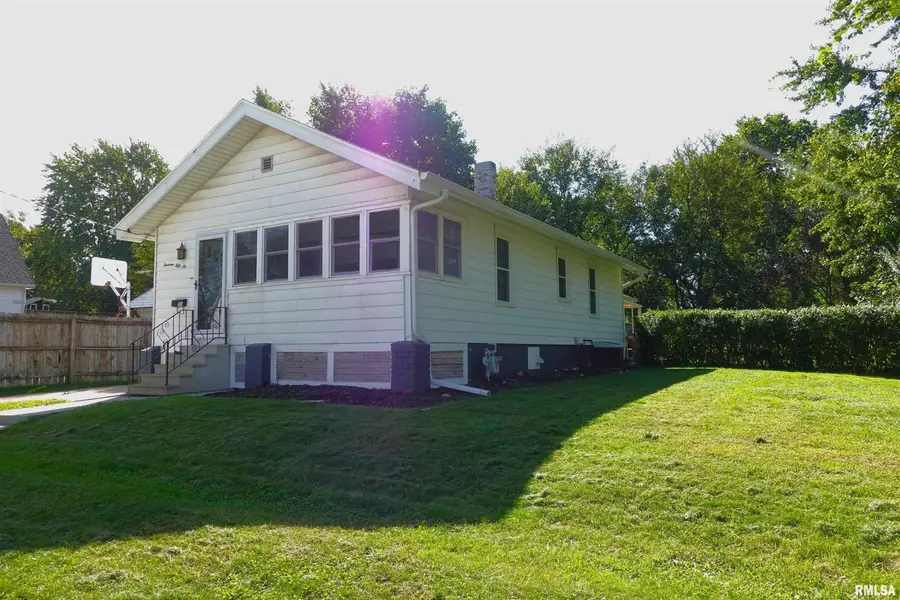 1456 E North Street, Galesburg, IL 61401 - #3