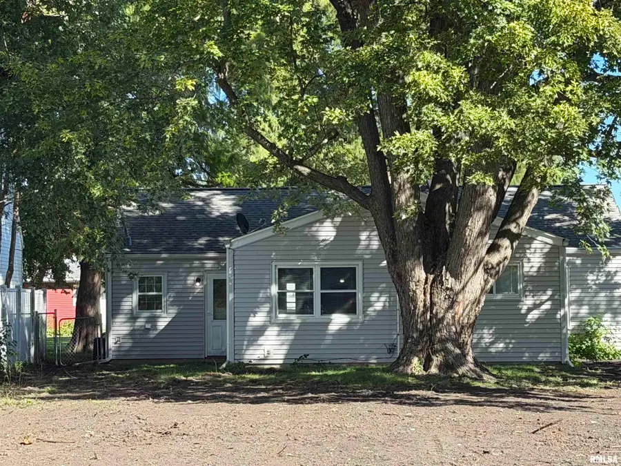 1702 Brown Avenue, Galesburg, IL 61401 - #2