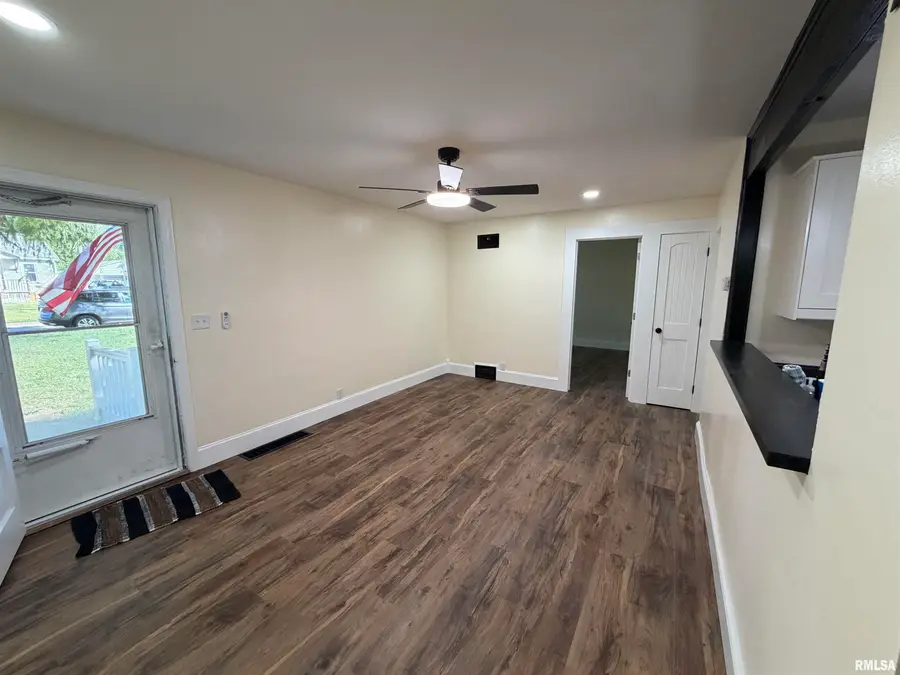 1702 Brown Avenue, Galesburg, IL 61401 - #3