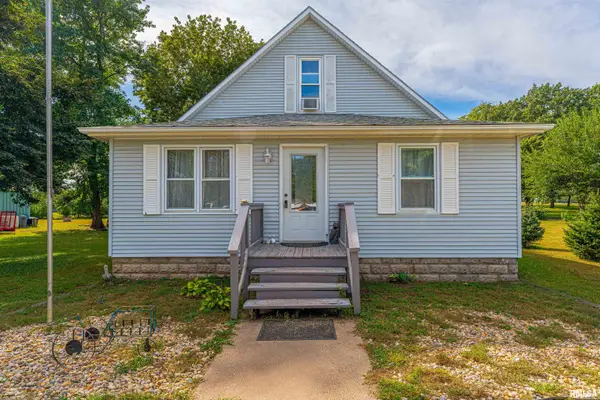 104 N Pear Street, Topeka, IL 61567