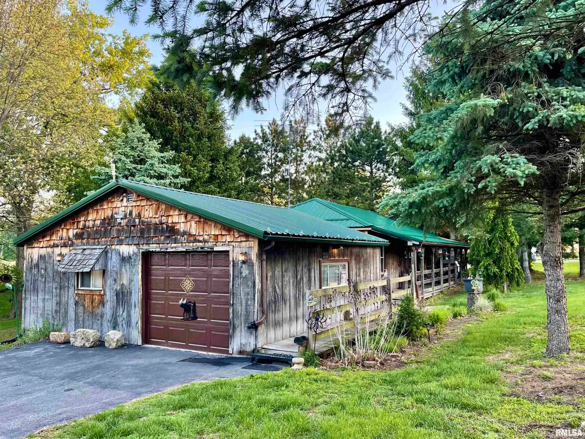 109 W 1st Street, East Galesburg, IL 61430 - #1