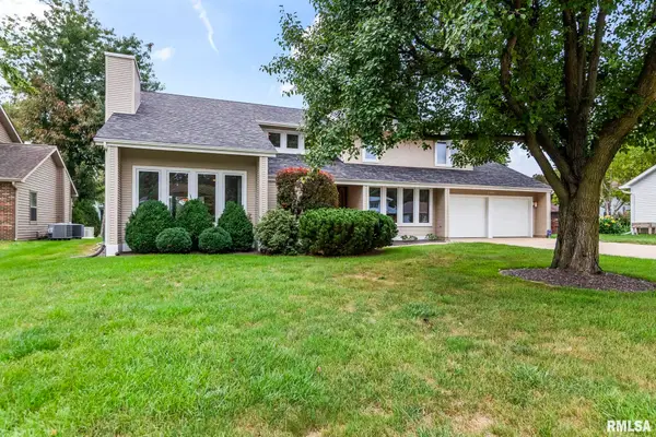 209 Prestwick Road, Springfield, IL 62702