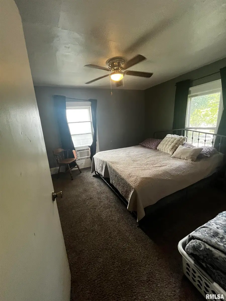 620 W Lawrence Street, Springfield, IL 62704 - #3