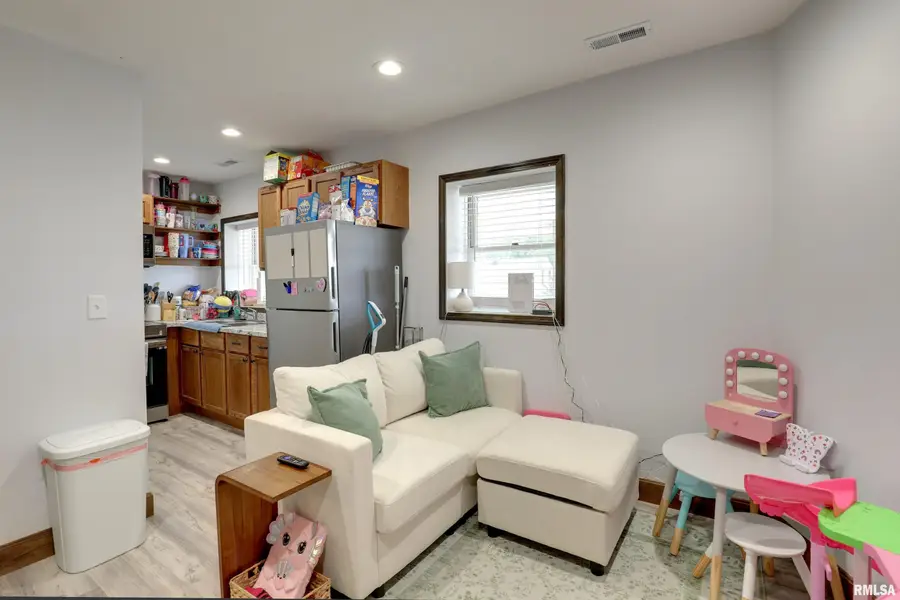 1224 Broadway Street, Quincy, IL 62301 - #2
