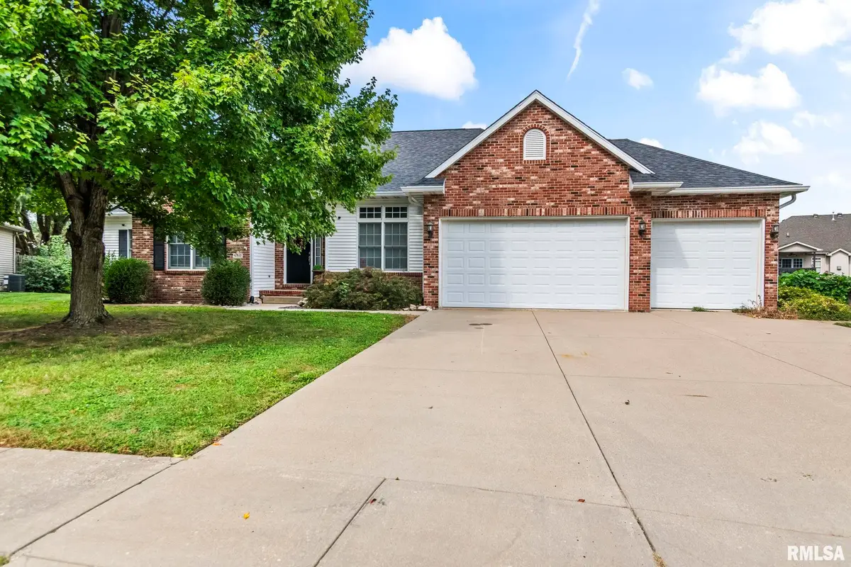 6517 Winterberry Lane, Springfield, IL 62712 - #1