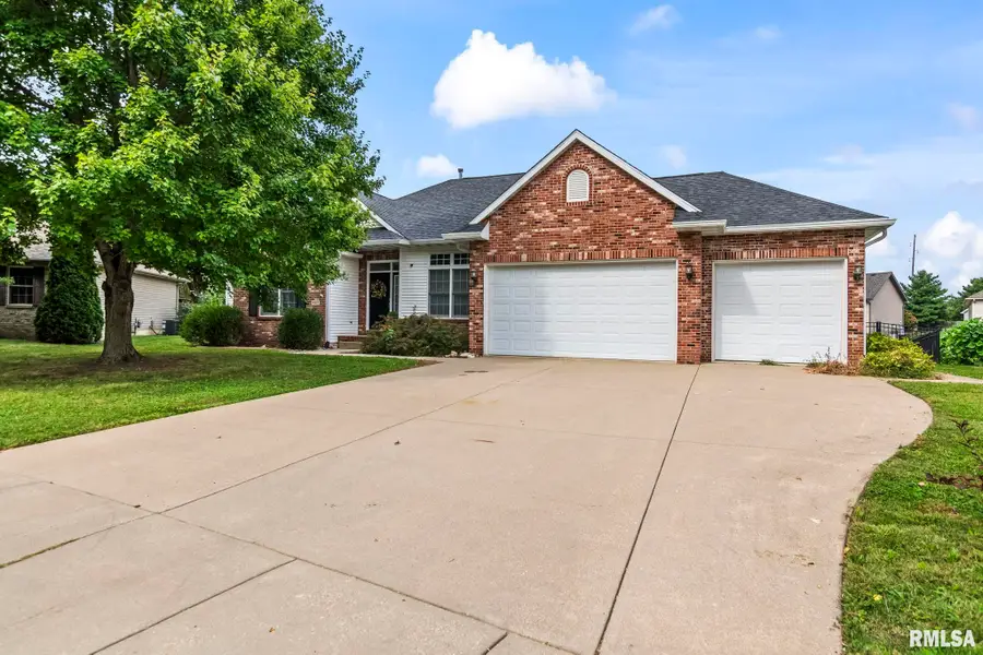 6517 Winterberry Lane, Springfield, IL 62712 - #2