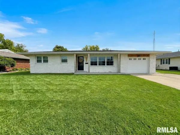 716 Pauline Street, Taylorville, IL 62568