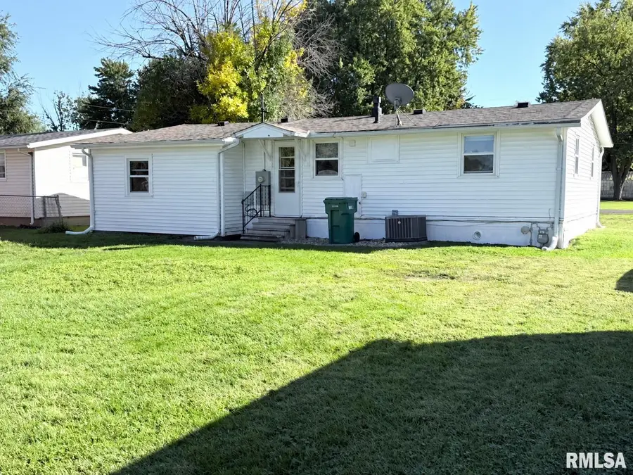 1163 Lane Avenue, Galesburg, IL 61401 - #3
