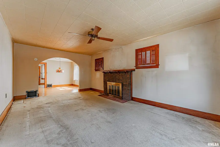 2340 S 11th Street, Springfield, IL 62703 - #3