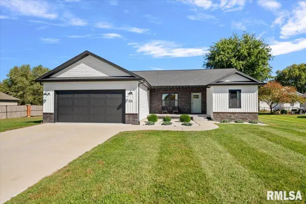516 Bayberry Lane, Athens, IL 62613