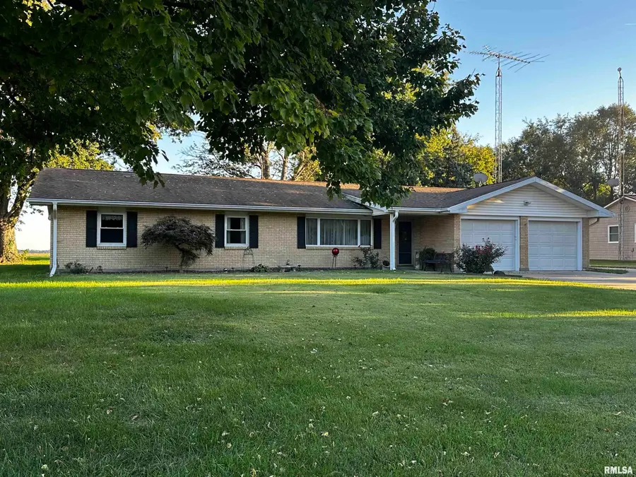 207 Spring Bay Drive, Jacksonville, IL 62650-9586 - #3