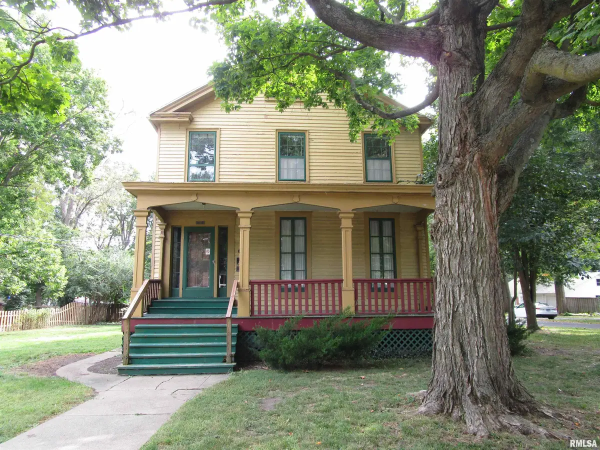 1005 Grove Street, Jacksonville, IL 62650 - #1