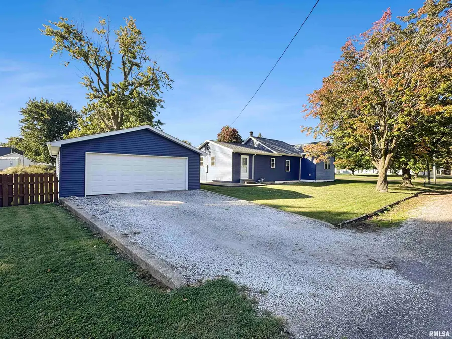 312 E Union Street, Mount Sterling, IL 62353 - #3