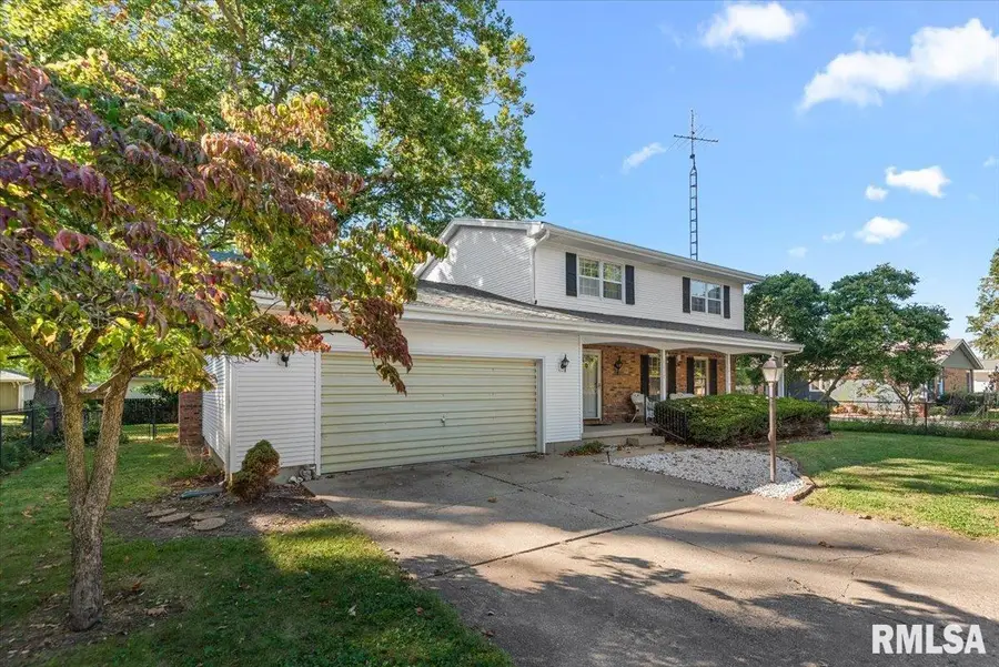 1117 Larchmont Drive, Springfield, IL 62704 - #2