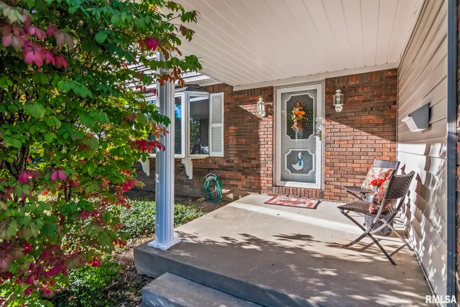 2441 Westchester Boulevard, Springfield, IL 62704 - #3