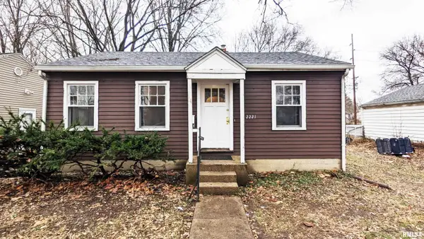 2221 E Monroe Street, Springfield, IL 62703