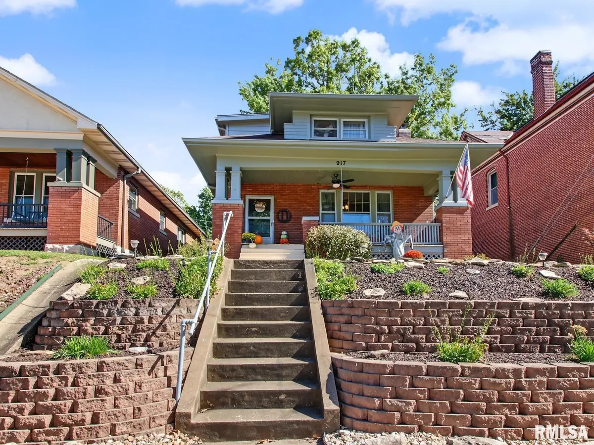 917 S 12th Street, Quincy, IL 62301 - #1