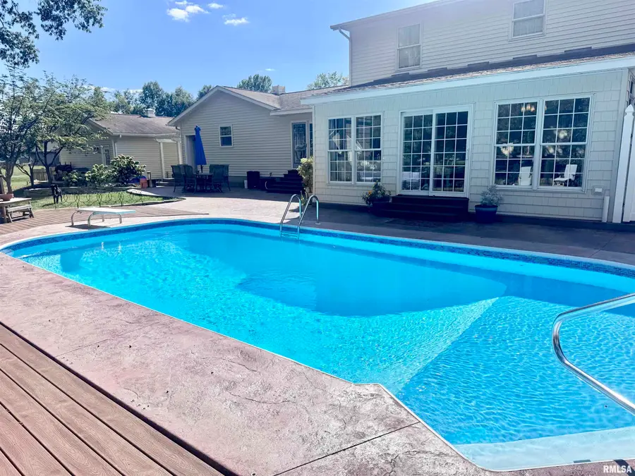 16 Madera Court, Taylorville, IL 62568 - #3