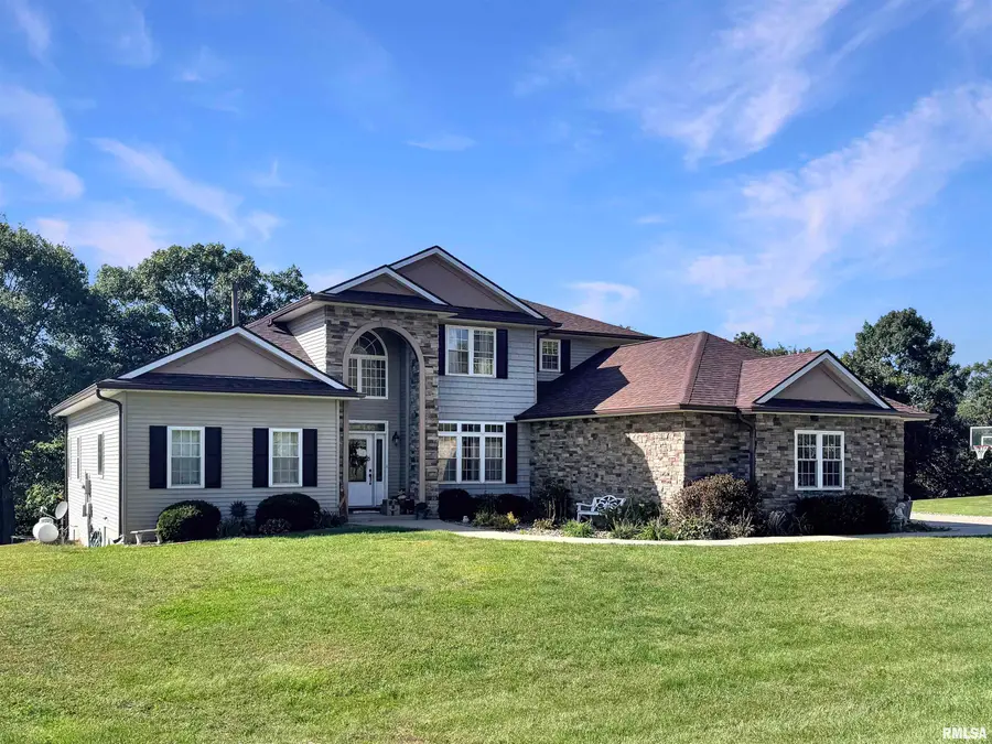 1041 County Road 910 E Street, Mount Sterling, IL 62353 - #2
