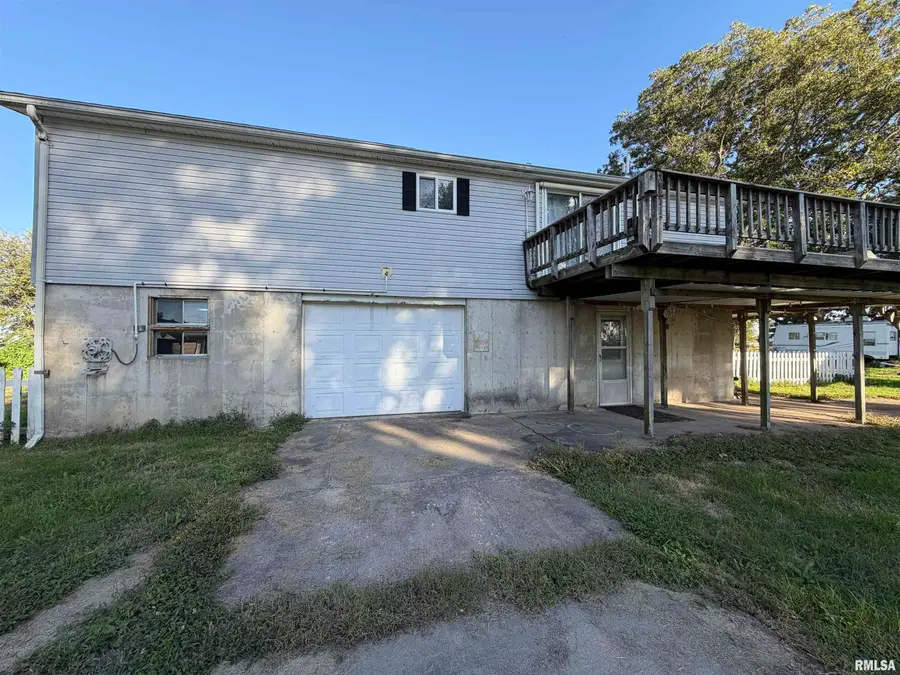 2645 E 40th Street, Warsaw, IL 62379 - #2