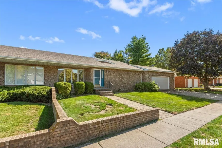 608 Westwinds Drive, Jacksonville, IL 62650 - #2