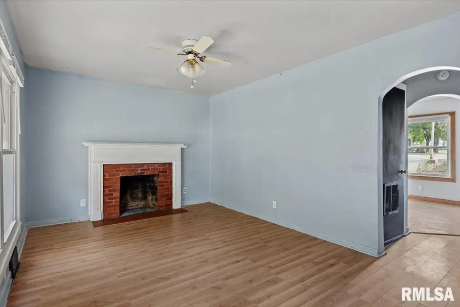 2200 S 12th Street, Springfield, IL 62703 - #2