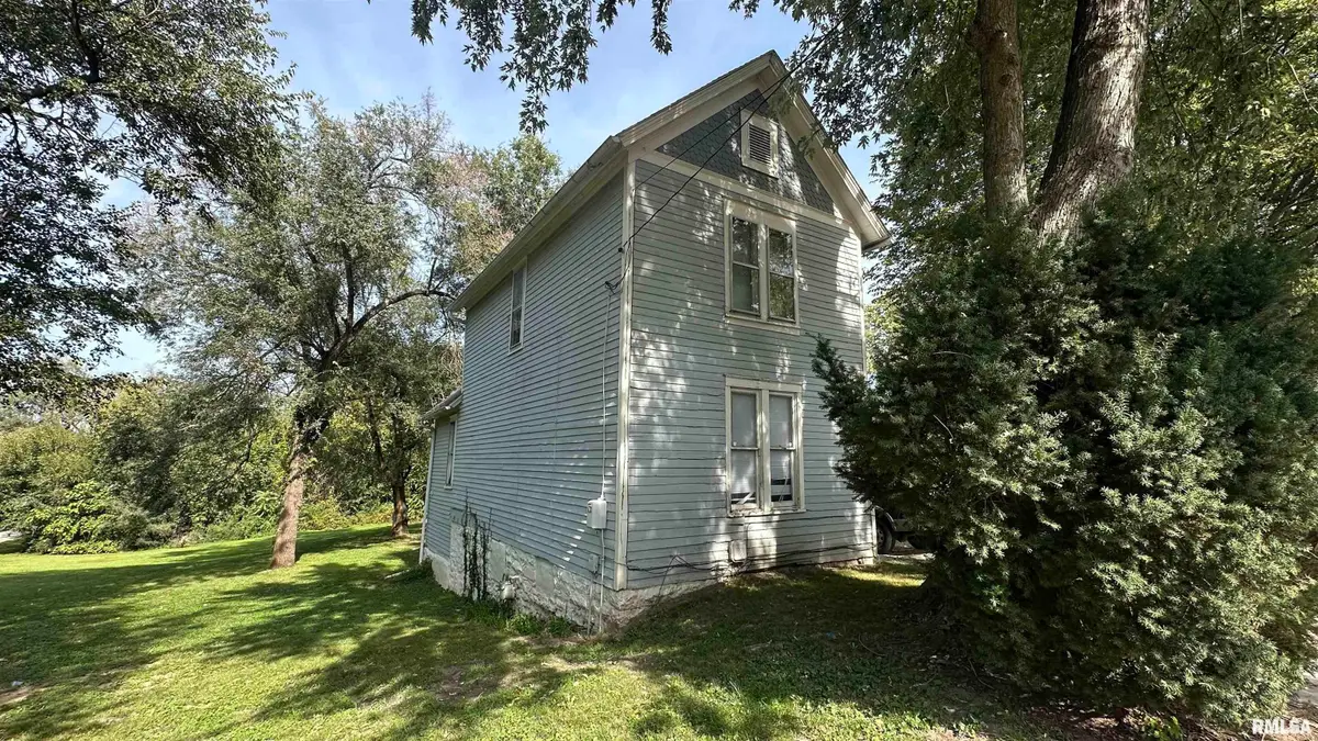327 - 329 Locust Street, Quincy, IL 62301 - #1