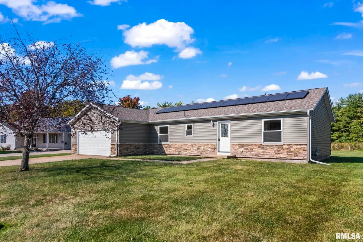 205 Buttercup Drive, Athens, IL 62613 - #1