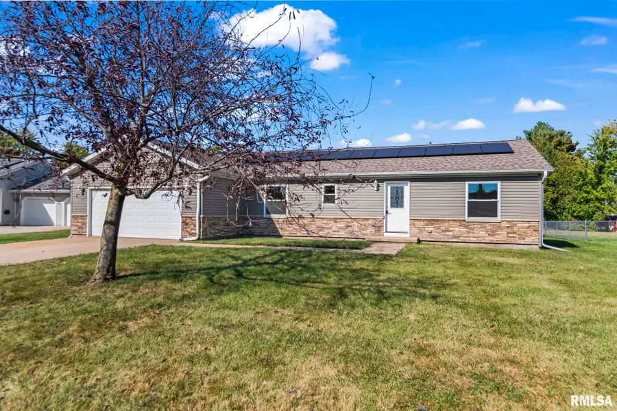 205 Buttercup Drive, Athens, IL 62613 - #3