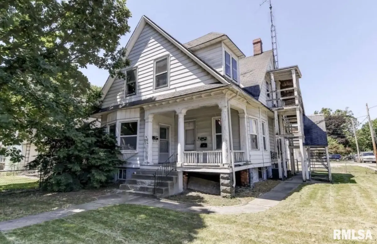1061 N 1st Street, Springfield, IL 62702 - #1