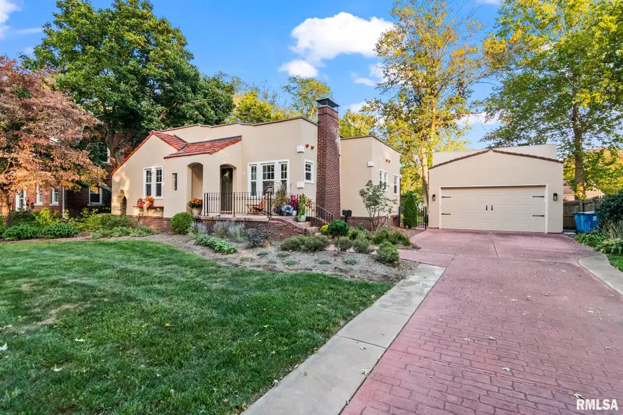 1828 Noble Avenue, Springfield, IL 62704 - #3