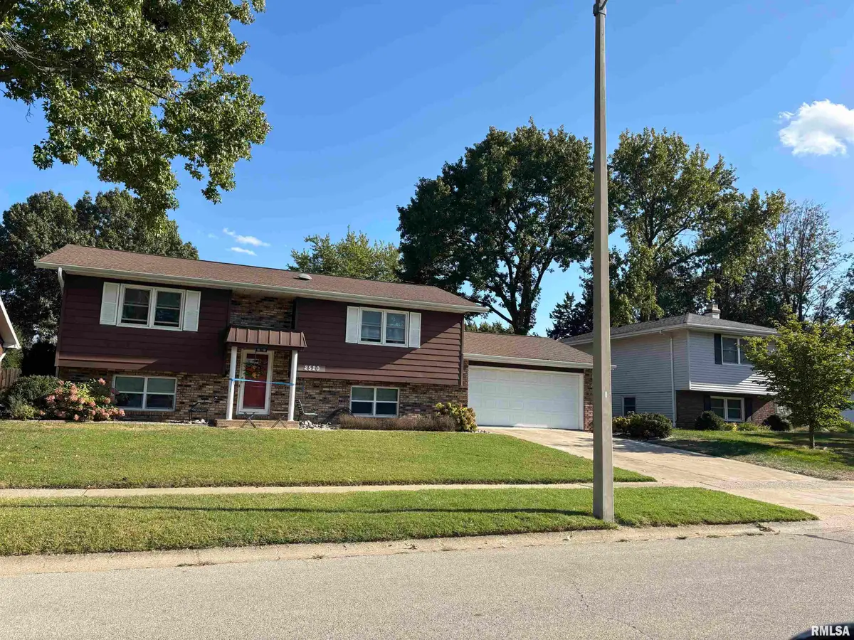 2520 Delaware Drive, Springfield, IL 62702 - #1
