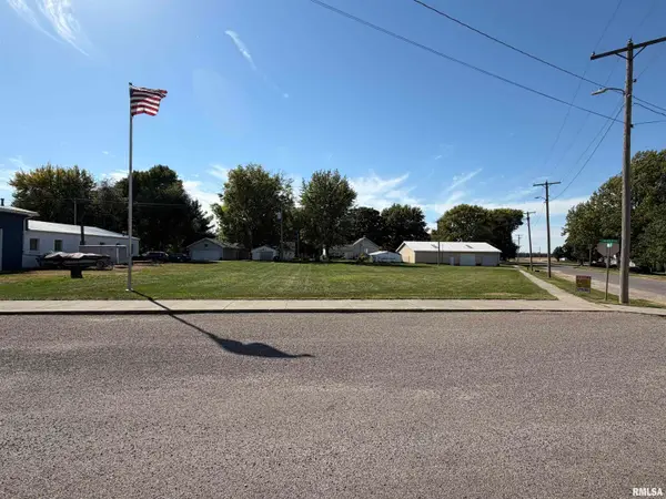 101 Lincoln Street, Emden, IL 62635
