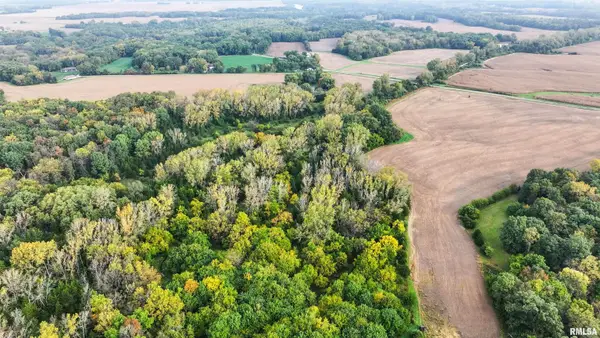 000 N Quarry Road, Trivoli, IL 61569