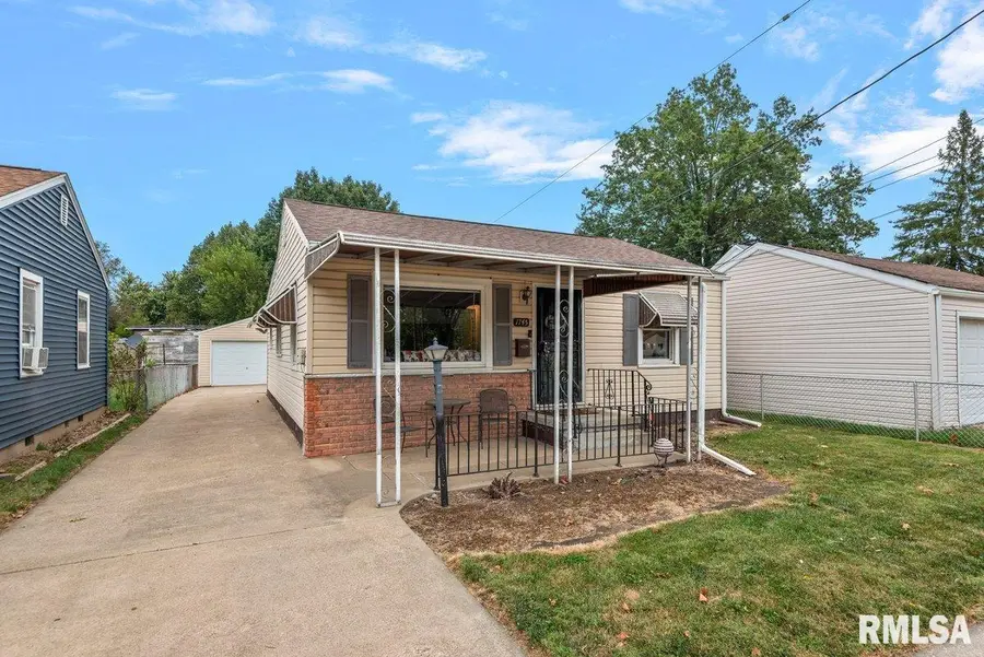 1745 Griffiths Avenue, Springfield, IL 62702 - #2