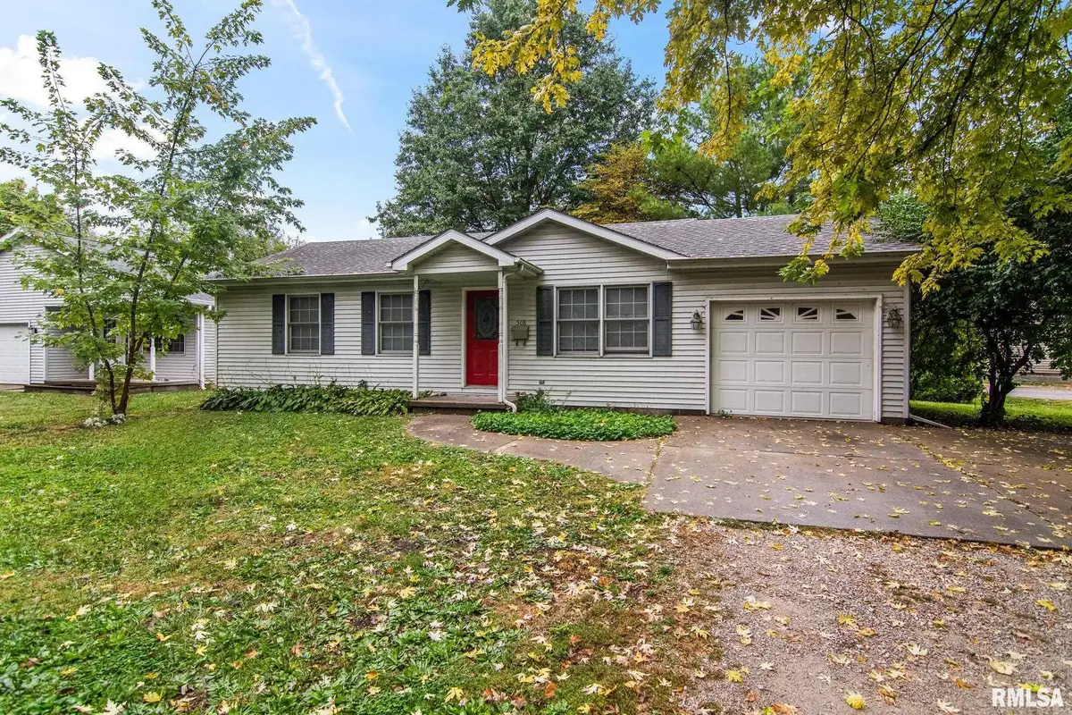 508 N 11th Street, Auburn, IL 62615 - #1