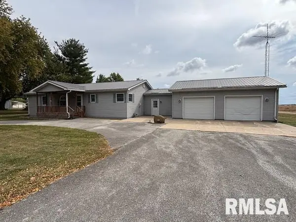 309 W Myrtle Street, Modesto, IL 62667