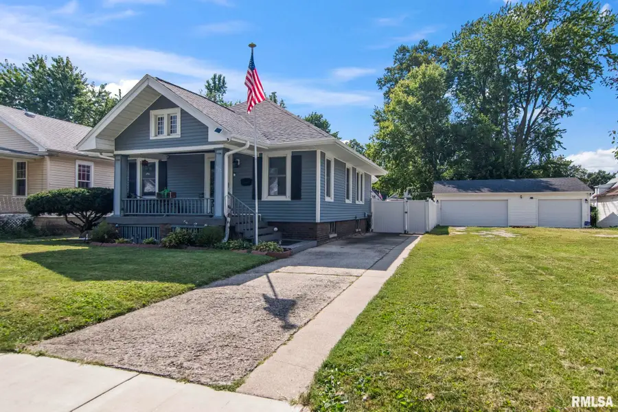 1905 S 2nd Street, Springfield, IL 62704 - #2
