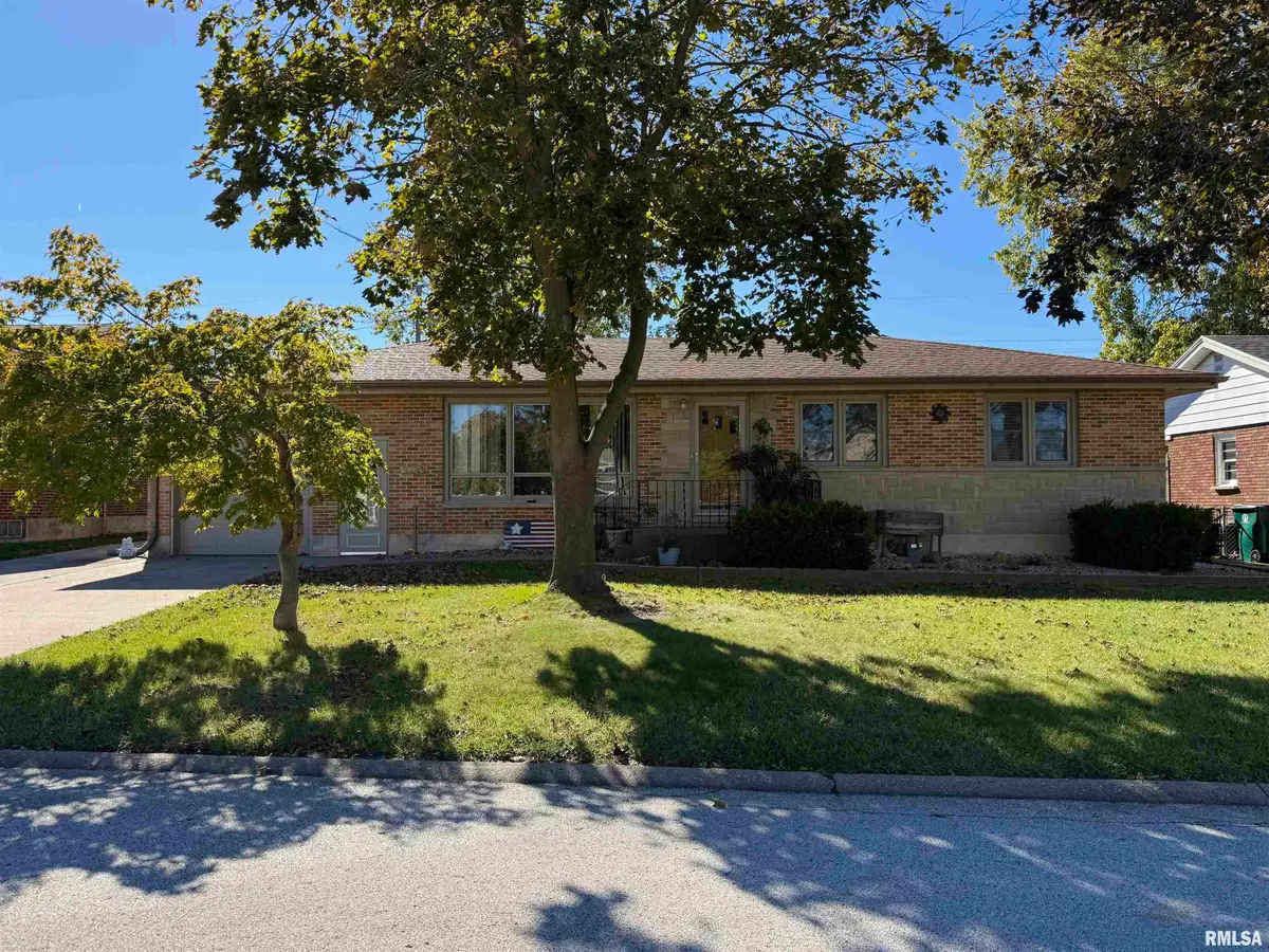 3704 Biscayne Street, Quincy, IL 62301 - #1
