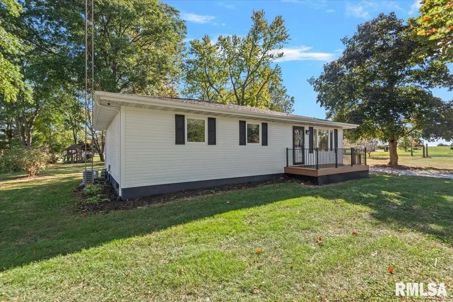 8158 S Vigal Road, Pawnee, IL 62558 - #3
