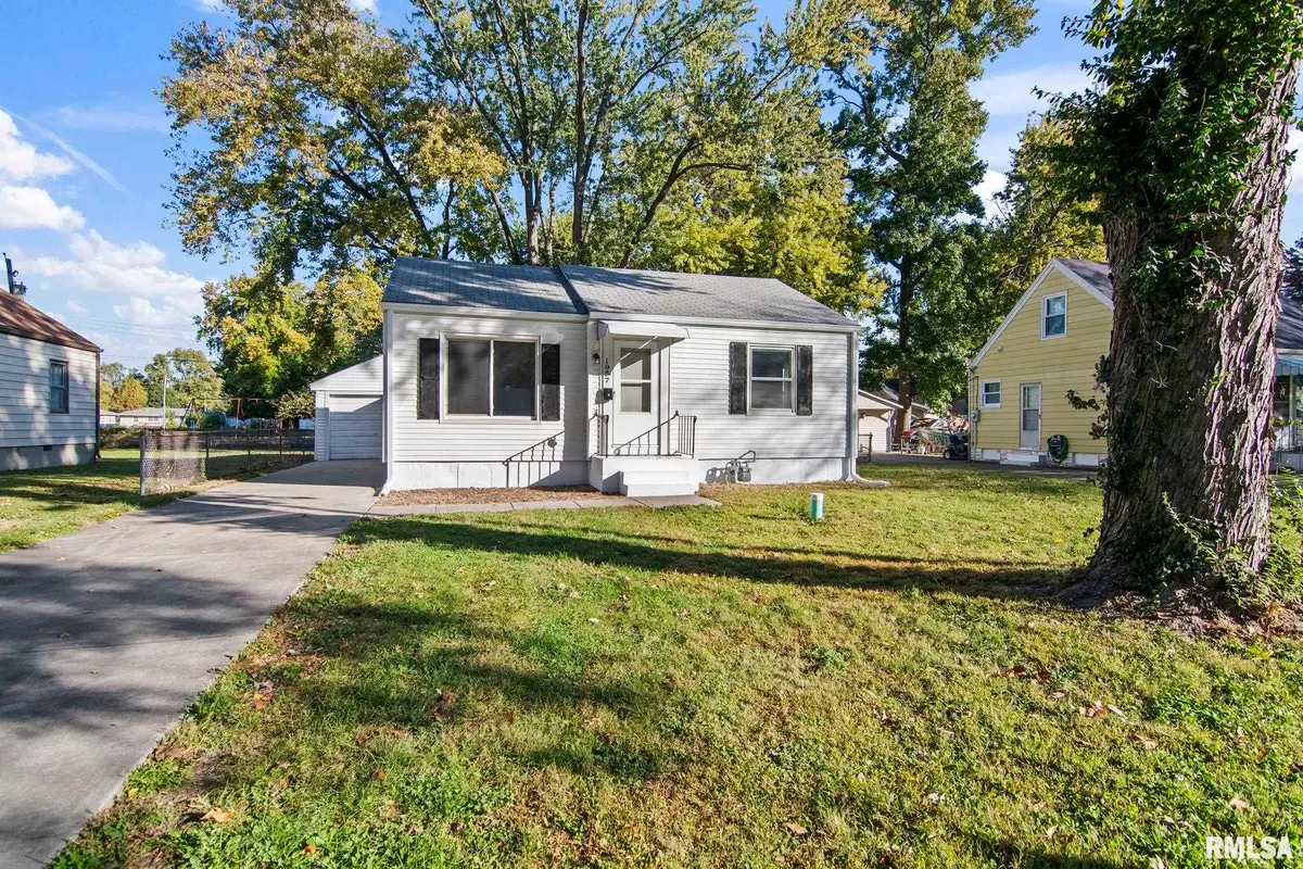 1957 Lee Street, Springfield, IL 62703 - #1