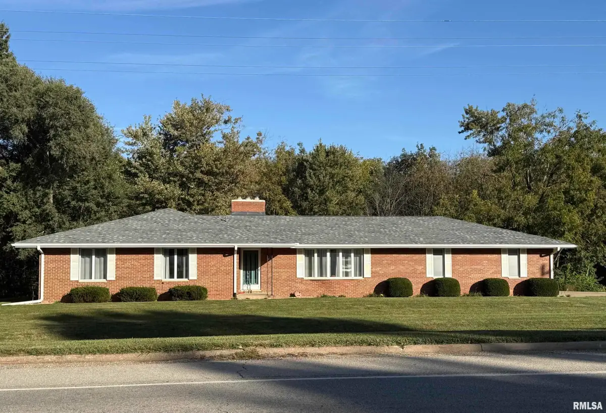 237 S State Street, Greenview, IL 62642 - #1