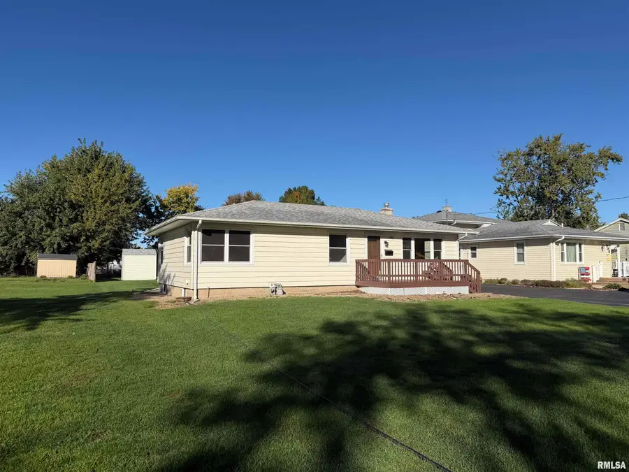 1004 Pine Street, Galesburg, IL 61401 - #2