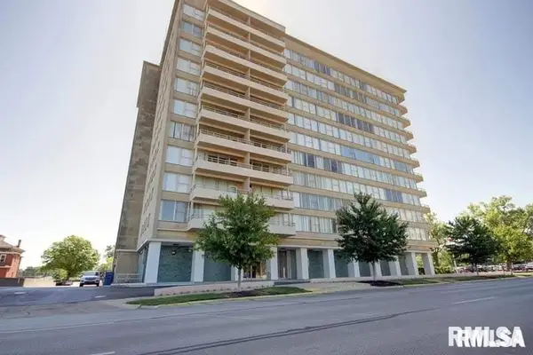 718 S 7th Street #300, Springfield, IL 62703